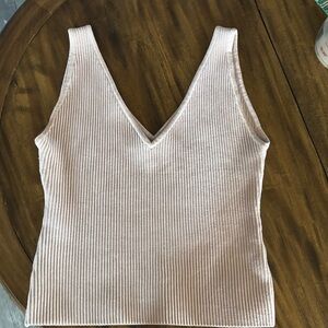 Wishlist V-Neck Ribbed Tank Top sweater apricot light tan NWOT medium fit